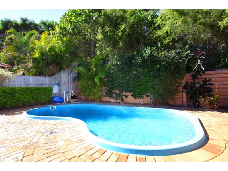 42 Dellwood Circuit, Molendinar QLD 4214