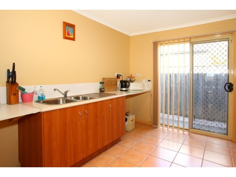 42 Dellwood Circuit, Molendinar QLD 4214