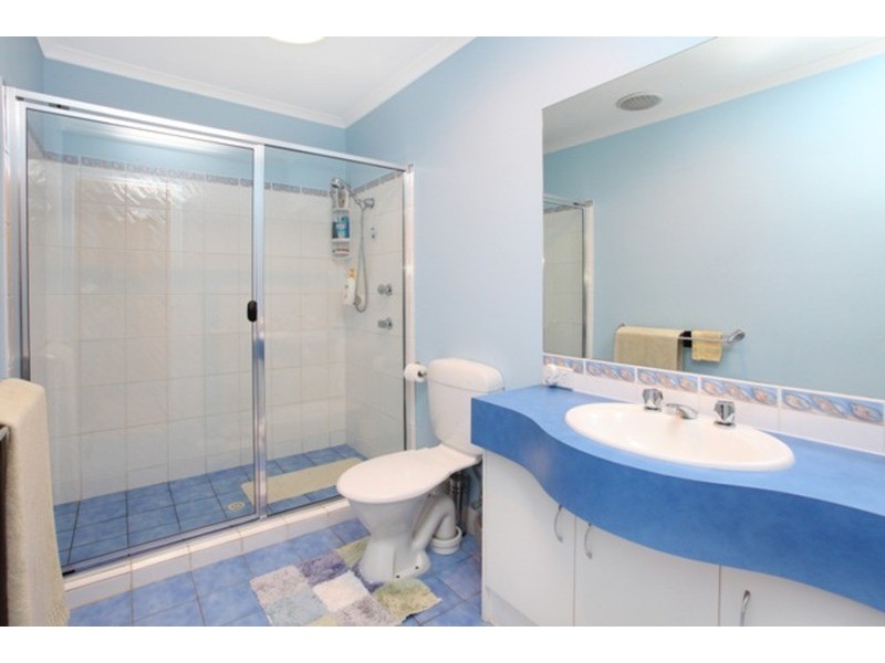 42 Dellwood Circuit, Molendinar QLD 4214