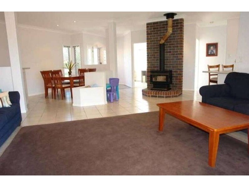 35 Corringle Close, Helensvale QLD 4212