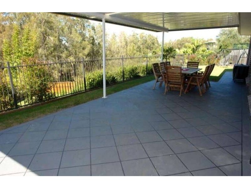 35 Corringle Close, Helensvale QLD 4212