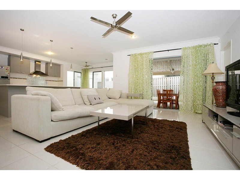 26 Hazelmere Crescent, Ormeau QLD 4208