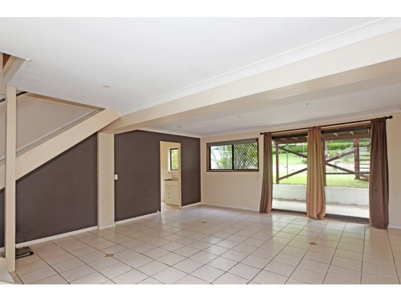 35 Macquarie Avenue, Molendinar QLD 4214