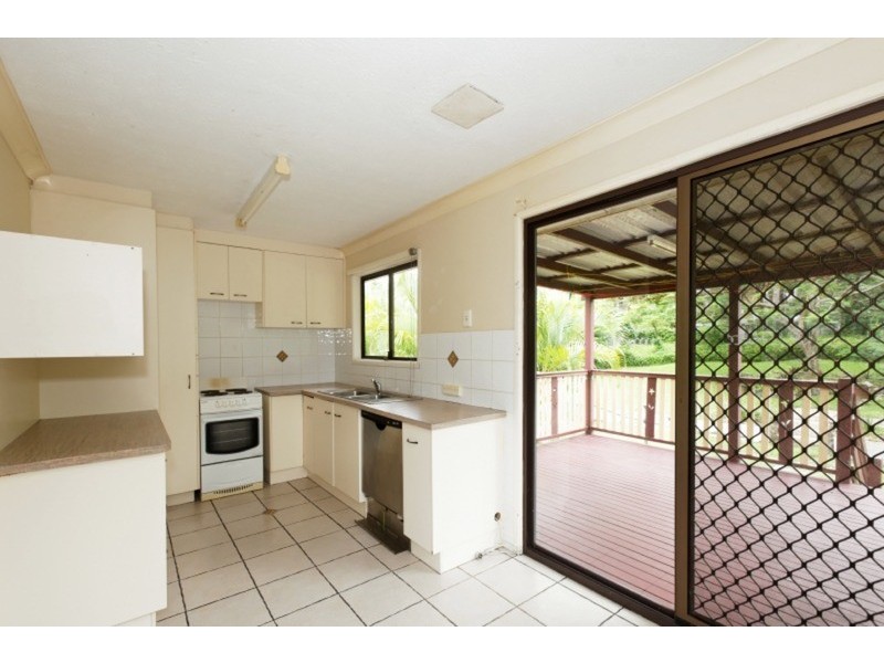 35 Macquarie Avenue, Molendinar QLD 4214