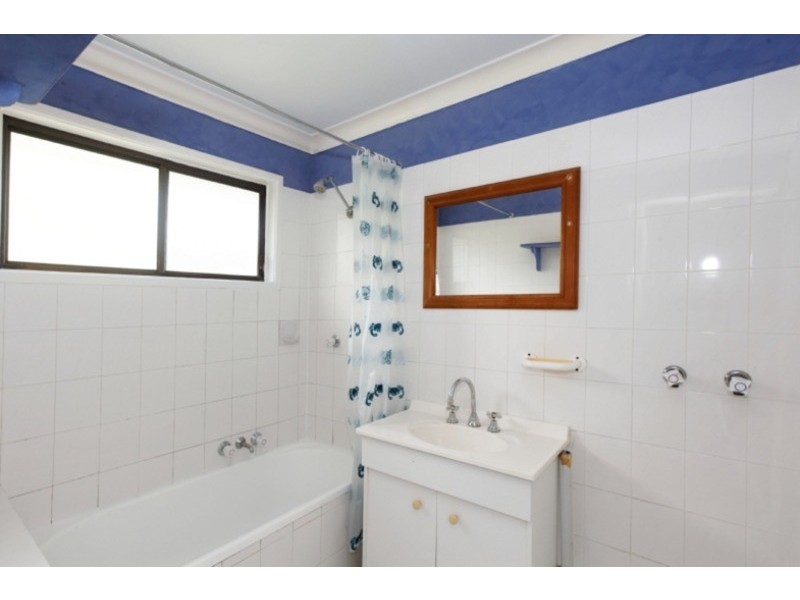 35 Macquarie Avenue, Molendinar QLD 4214