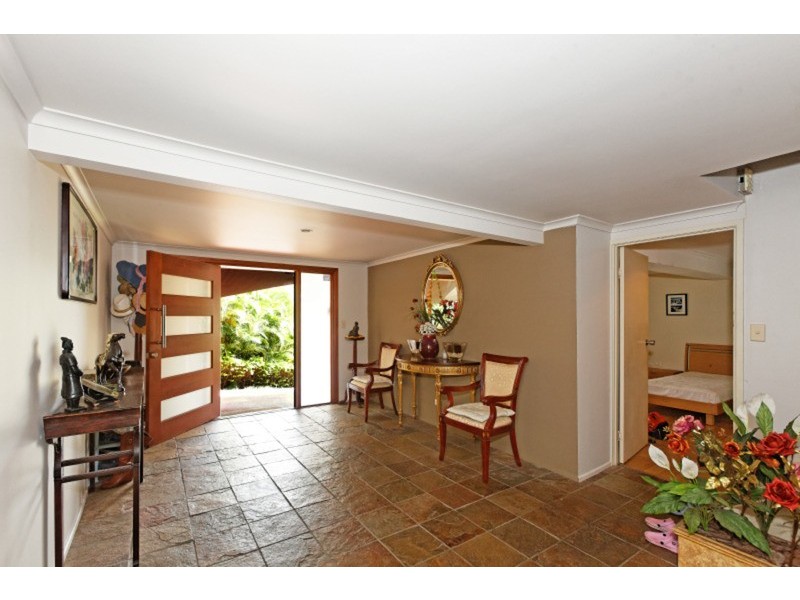 25 Darling Crescent, Molendinar QLD 4214