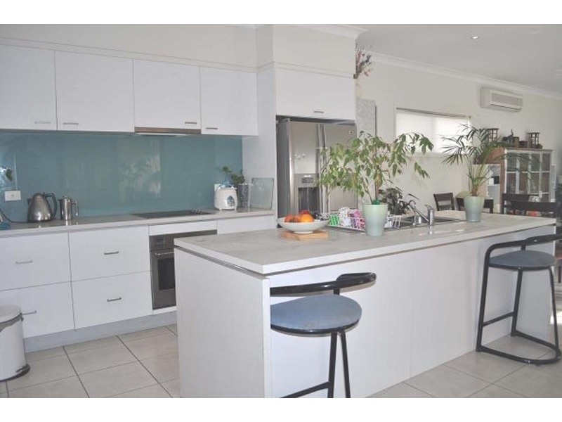 Molendinar QLD 4214