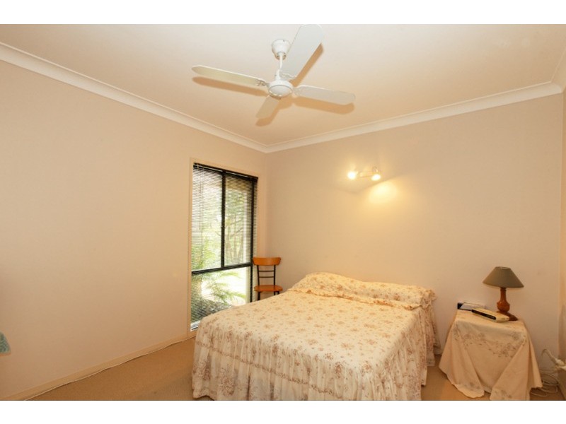 95 Arun Drive, Arundel QLD 4214