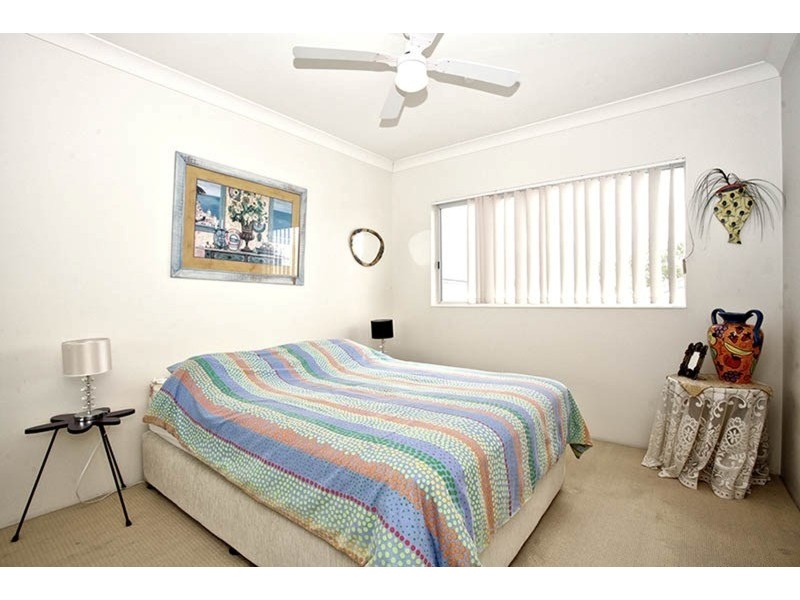 27/522 Marine  Parade, Biggera Waters QLD 4216