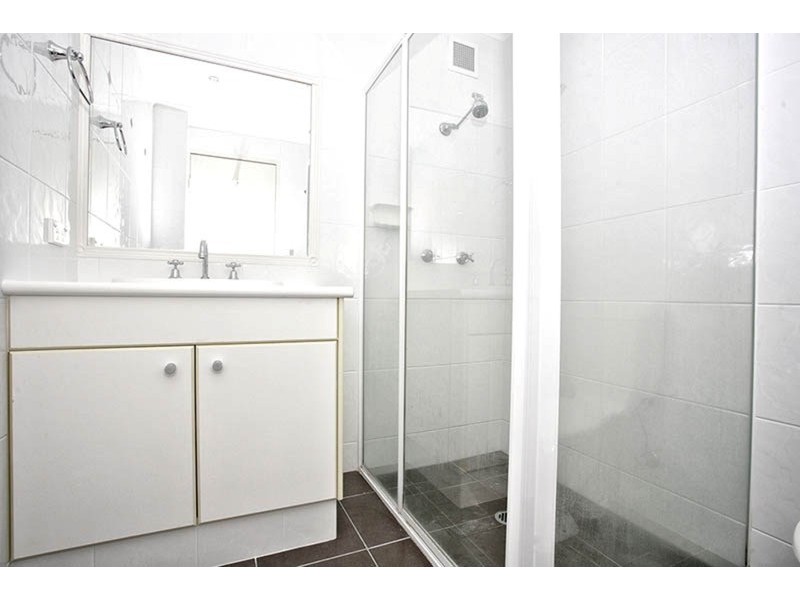 27/522 Marine  Parade, Biggera Waters QLD 4216