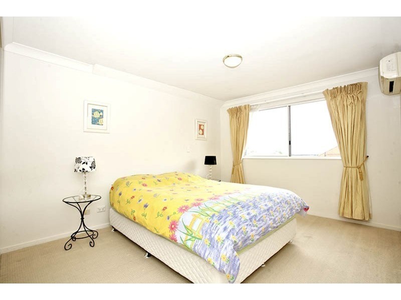 27/522 Marine  Parade, Biggera Waters QLD 4216