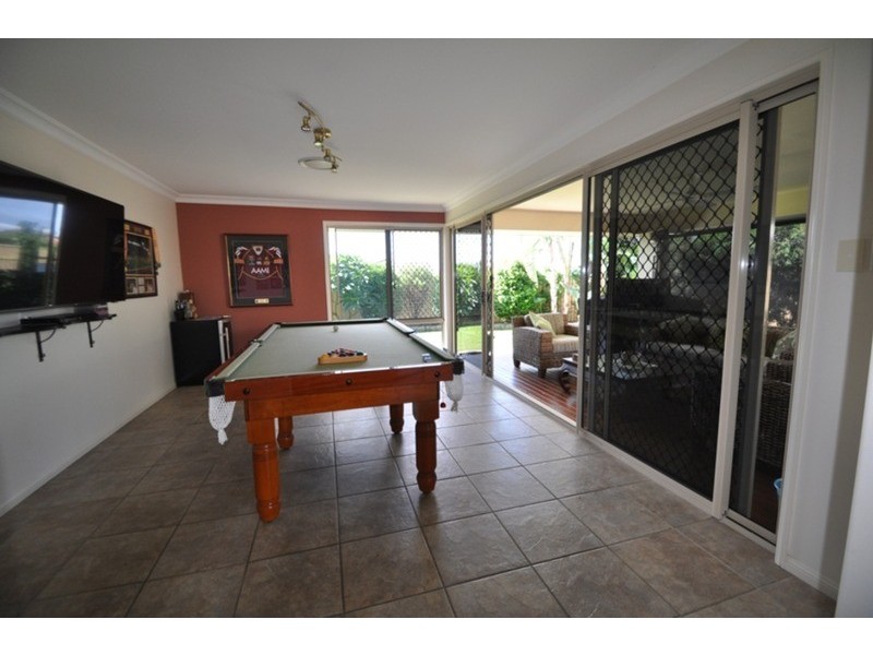 112 crestwood  Drive, Molendinar QLD 4214