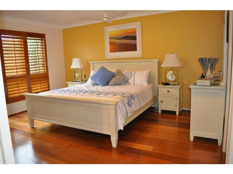 112 crestwood  Drive, Molendinar QLD 4214