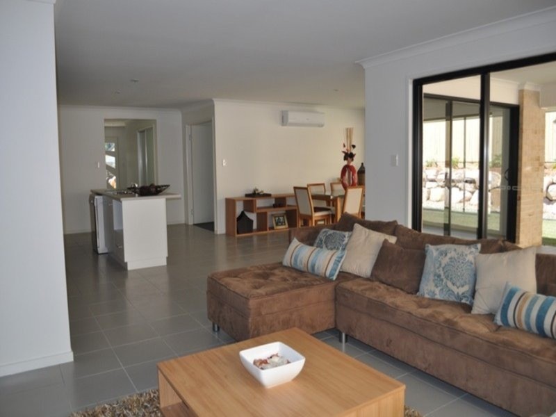 27 Gidgee Court, Molendinar QLD 4214