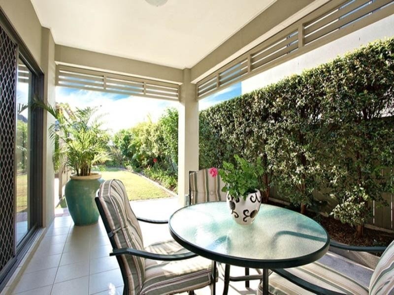 6 Corymbia Way, Molendinar QLD 4214