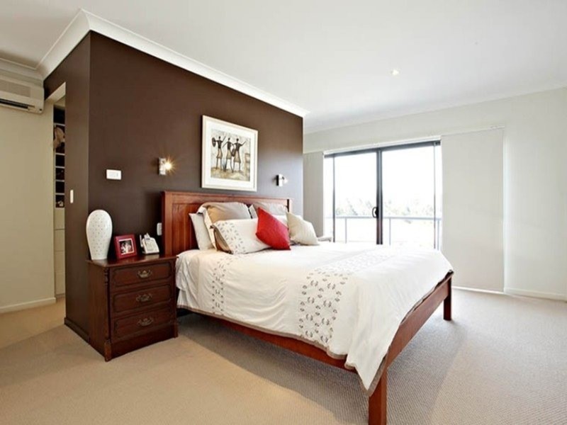 2 Rosegum Drive, Molendinar QLD 4214