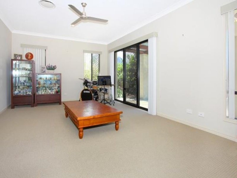 15 Viewridge Way, Molendinar QLD 4214