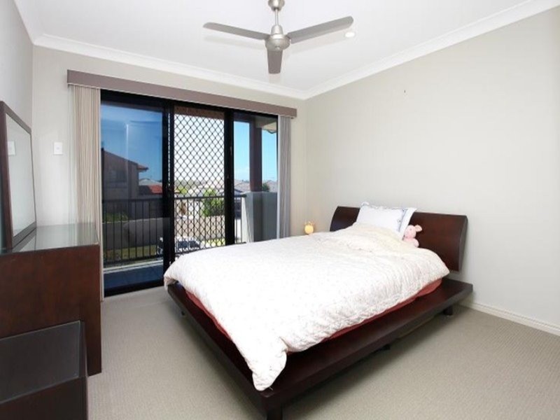 15 Viewridge Way, Molendinar QLD 4214