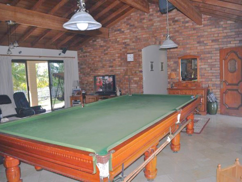 11 Kingsway Drive, Molendinar QLD 4214