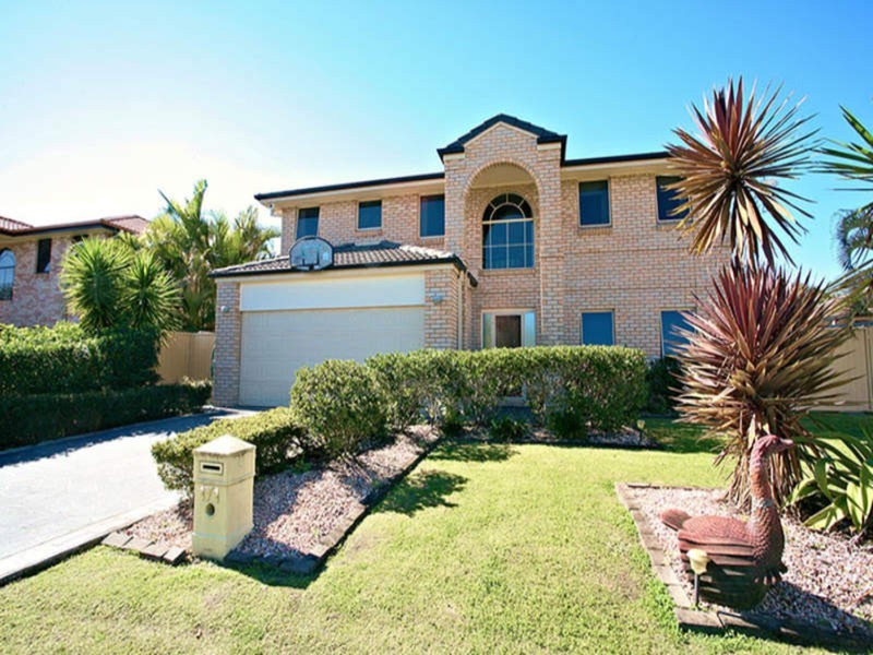 171 Crestwood Drive, Molendinar QLD 4214
