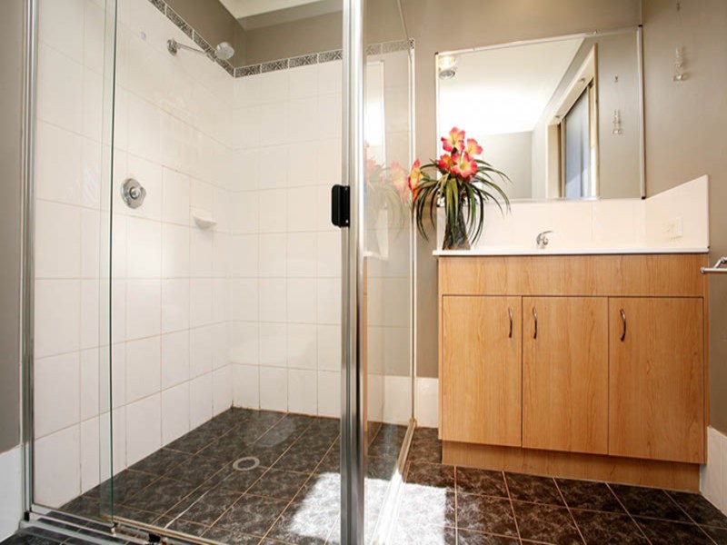 171 Crestwood Drive, Molendinar QLD 4214