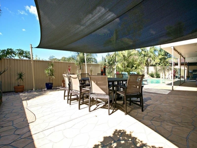 171 Crestwood Drive, Molendinar QLD 4214