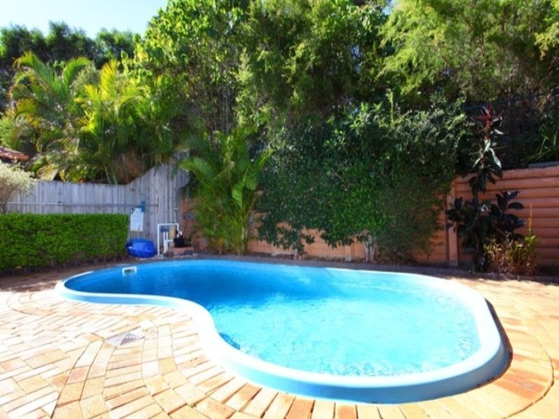 42 Dellwood Circuit, Molendinar QLD 4214