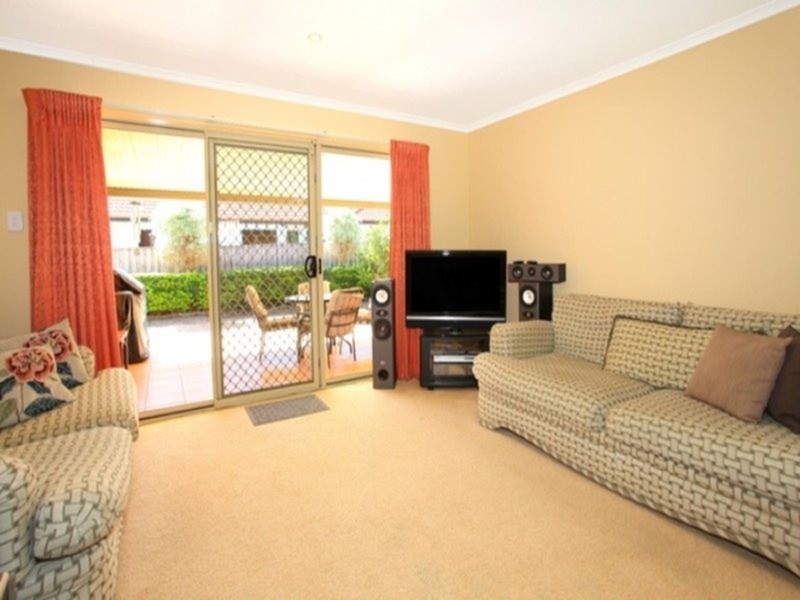 42 Dellwood Circuit, Molendinar QLD 4214