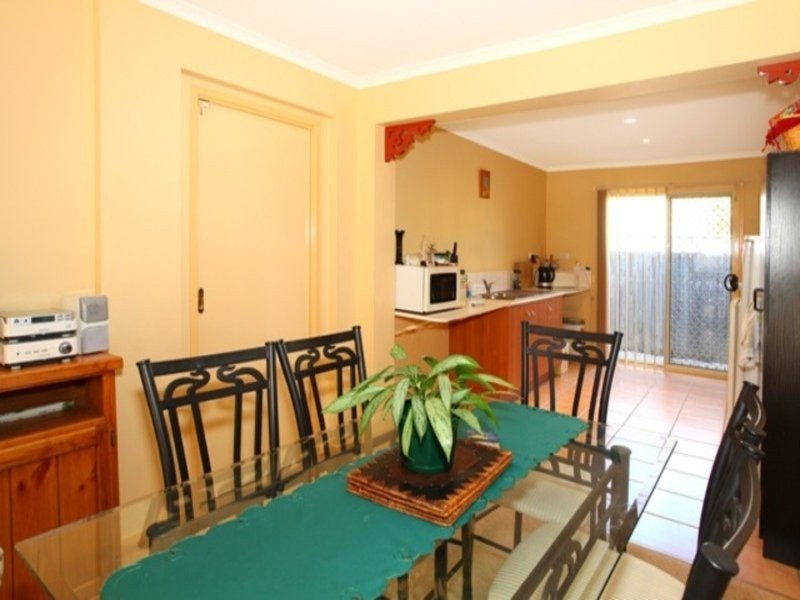 42 Dellwood Circuit, Molendinar QLD 4214