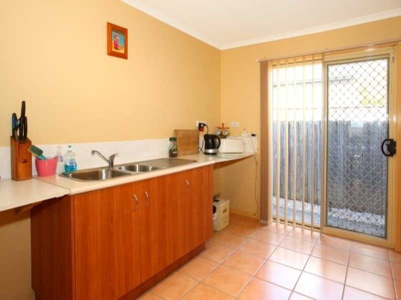 42 Dellwood Circuit, Molendinar QLD 4214