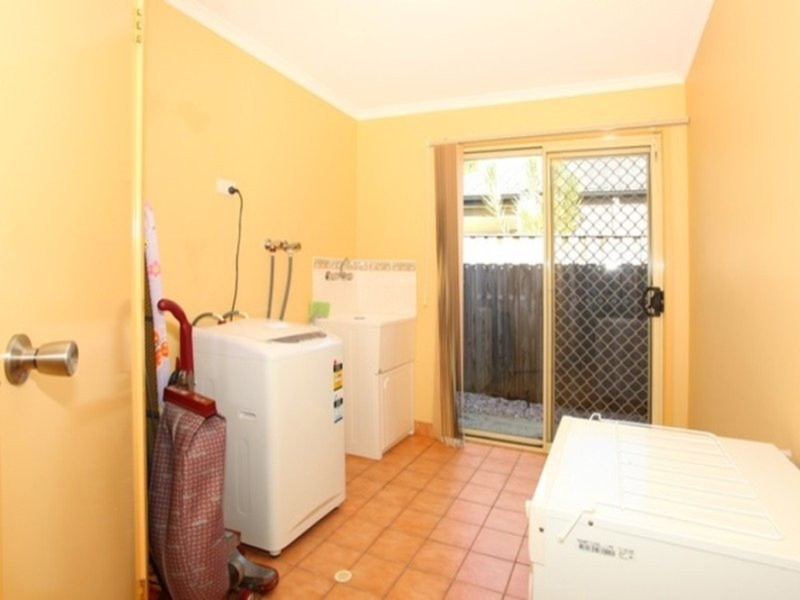 42 Dellwood Circuit, Molendinar QLD 4214