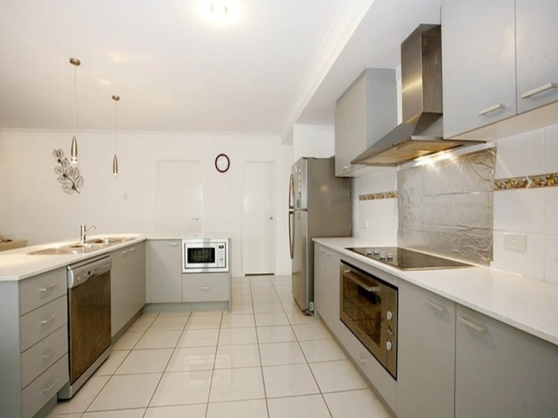 26 Hazelmere Crescent, Ormeau QLD 4208