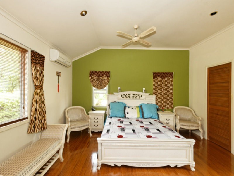 25 Darling Crescent, Molendinar QLD 4214