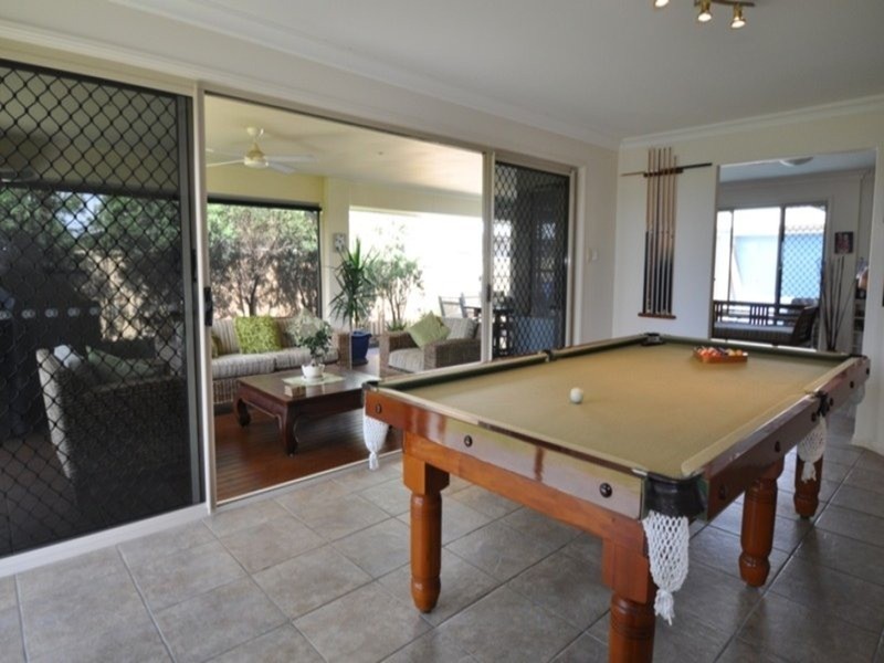 112 crestwood Drive, Molendinar QLD 4214