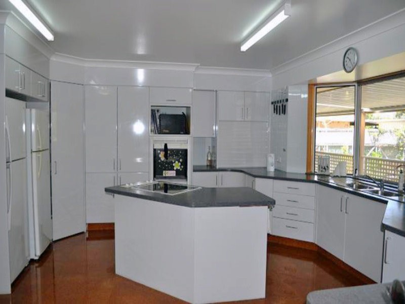 4 Cathedral Avenue, Molendinar QLD 4214