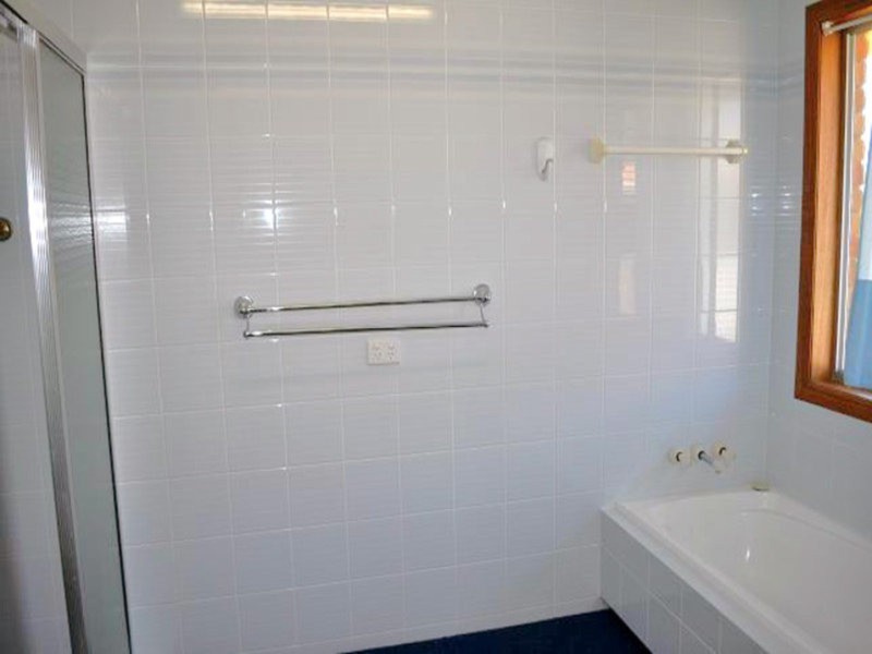 4 Cathedral Avenue, Molendinar QLD 4214