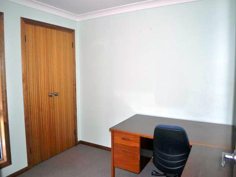 4 Cathedral Avenue, Molendinar QLD 4214