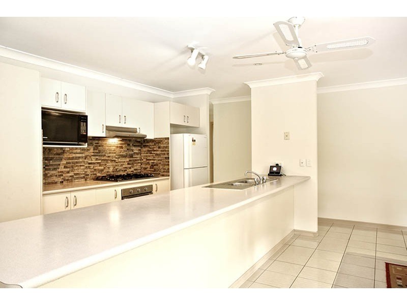 12 Alcott Court, Parkwood QLD 4214