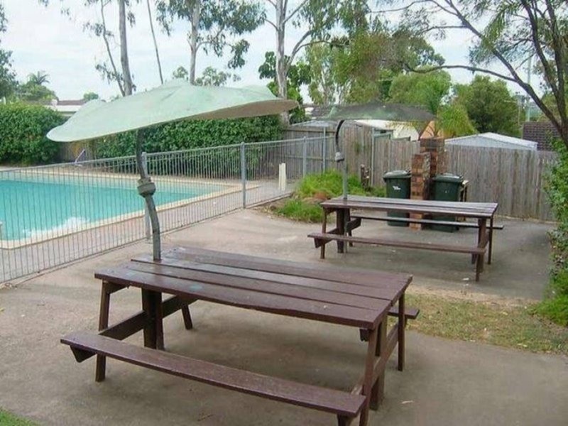 4/17 Linning Street, Mount Warren Park QLD 4207