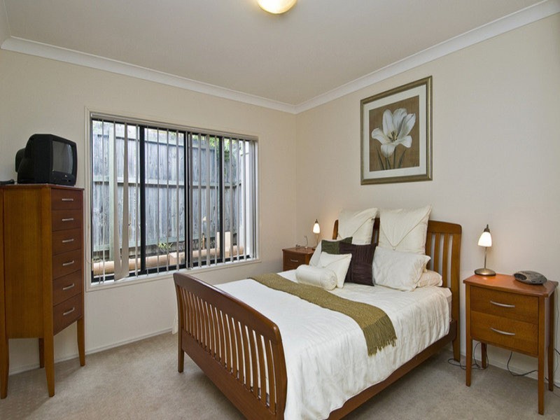 Molendinar QLD 4214