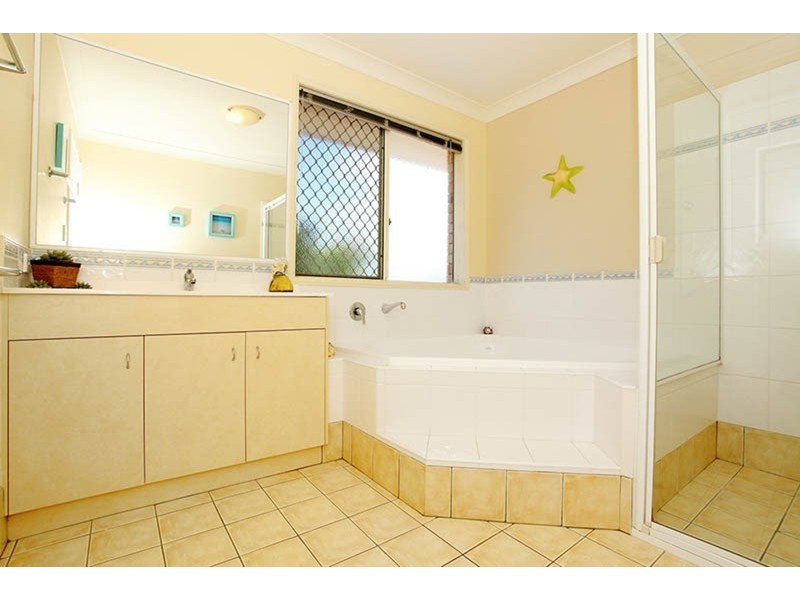 20 Watergum Parade, Molendinar QLD 4214