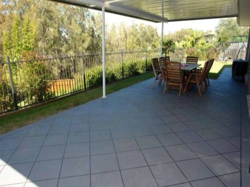 35 Corringle Close, Helensvale QLD 4212