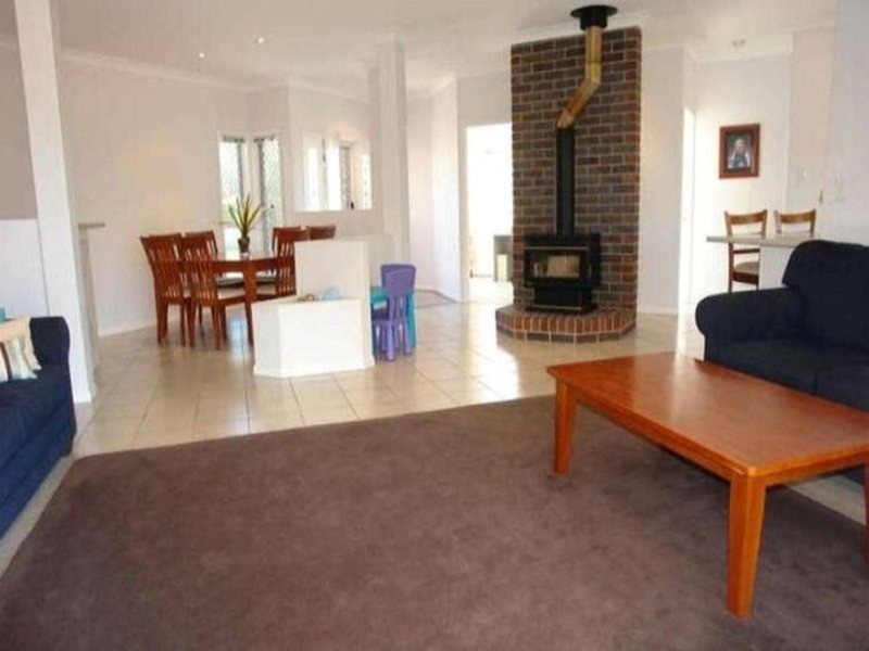 35 Corringle Close, Helensvale QLD 4212