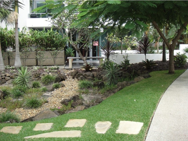 20-28 Bayview Street, Runaway Bay QLD 4216
