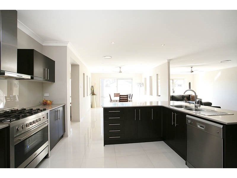 21 Viewridge Way, Molendinar QLD 4214