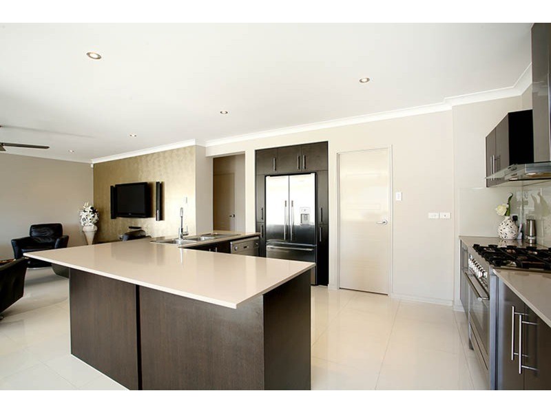 21 Viewridge Way, Molendinar QLD 4214