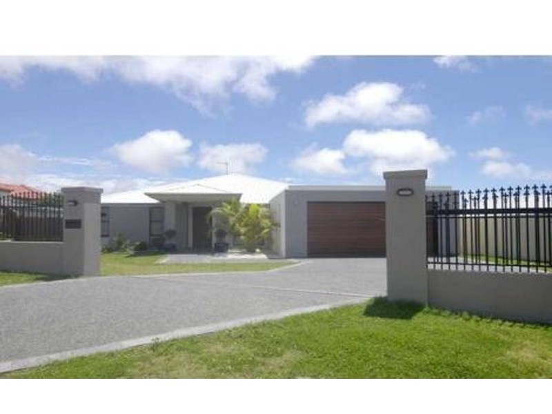 3 Redwood Place, Molendinar QLD 4214