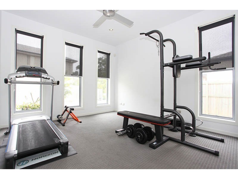8 Corymbia Way, Molendinar QLD 4214