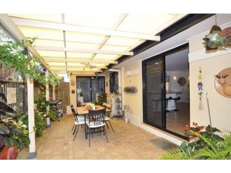 18 Brookland Court, Crestwood Heights, Molendinar QLD 4214