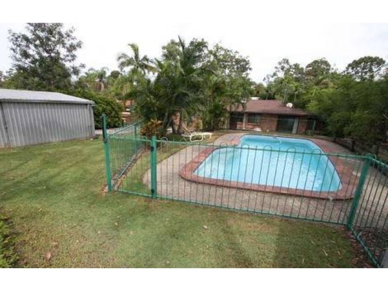 51 Macquarie Avenue, Molendinar QLD 4214